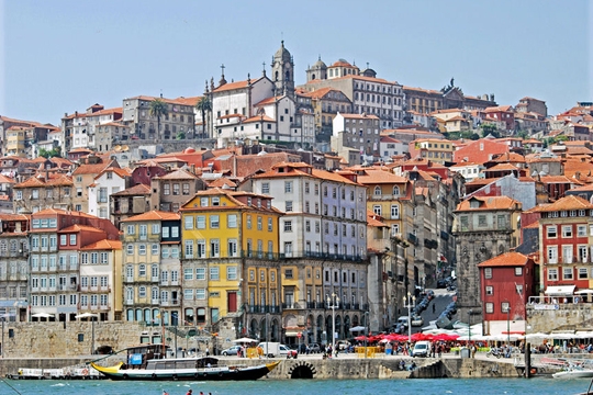 JN: H� cada vez mais jovens transexuais no Porto