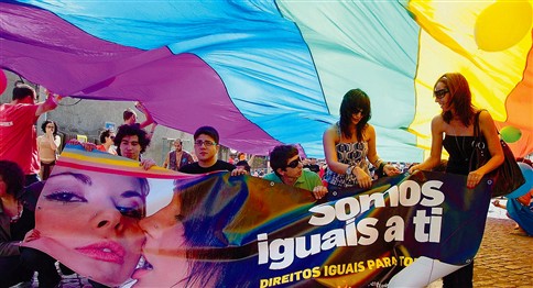 Marcha Orgulho Porto - foto JN