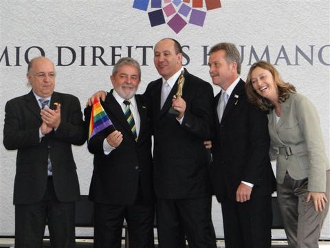 O Presidente Lula da Silva reconehce o trabalho a favor da comunidade LGBT